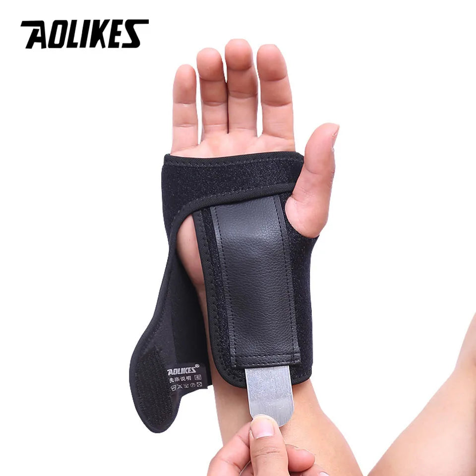 1PCS Weight Lifting Gym Training Sports Wristbands Wrist Support Straps Wraps Hand Carpal Tunnel Injury Splint